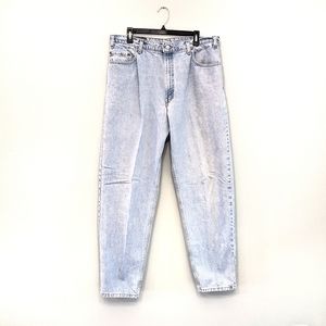 Vintage Levi's 560 38 x 32 Jeans Loose Fit Tapered Leg Light Wash